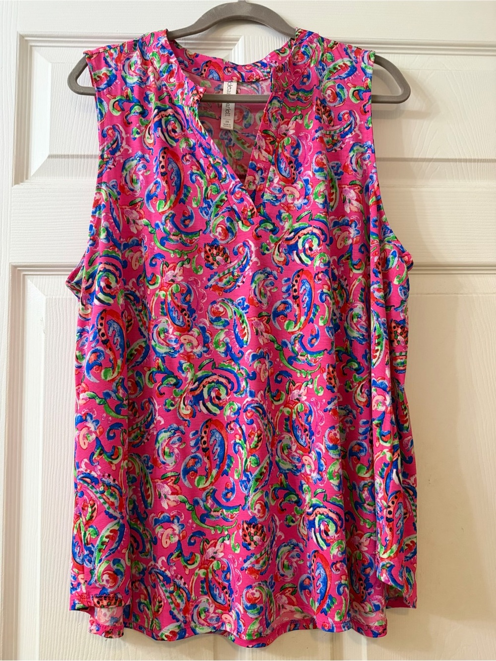 Bright Pink Paisley V-Neck Sleeveless Tank Top